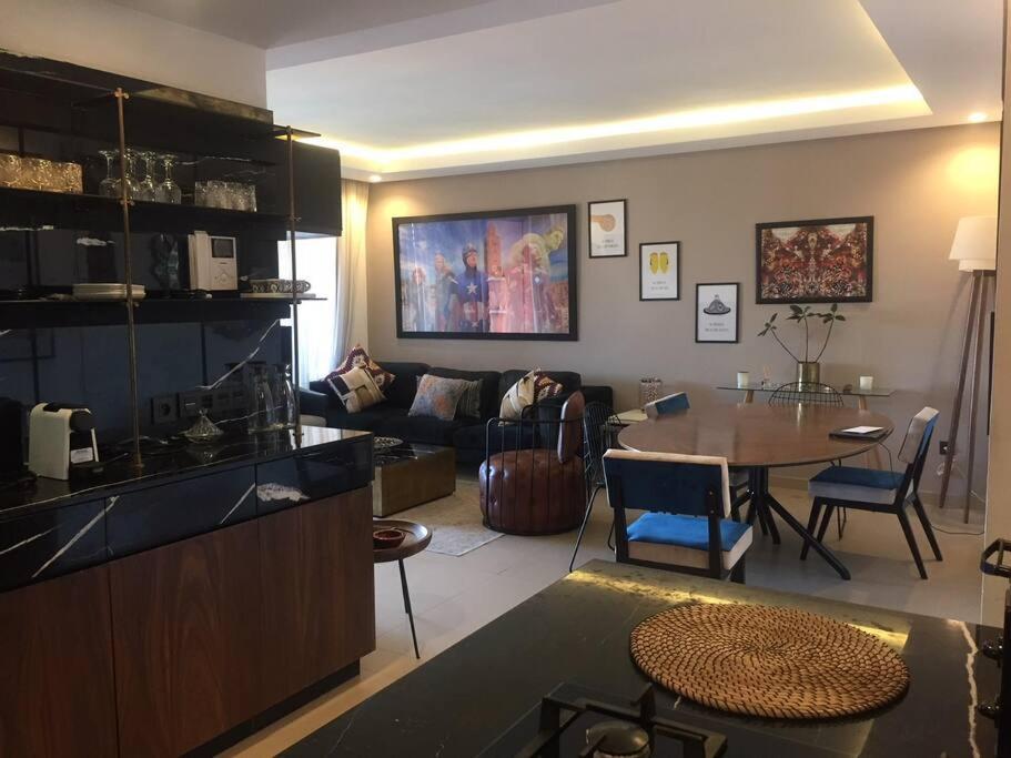 Luxueux Appart Hivernage Avec Vue Sur L"Atlas มาร์ราเกช ภายนอก รูปภาพ